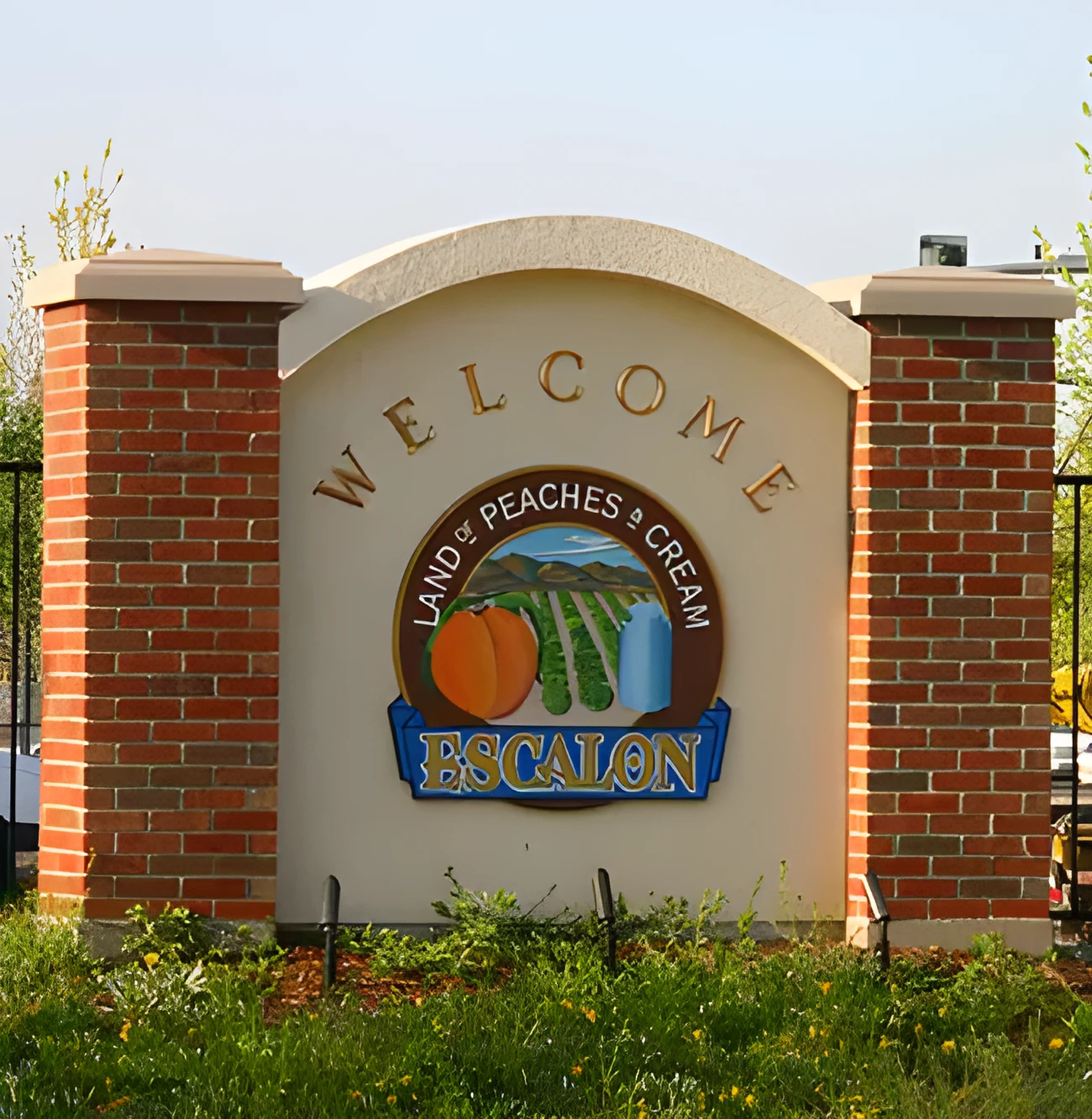 image of a welcome sign of escalon, california