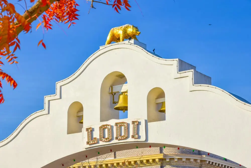 an image of lodi, california showcasing their iconic arch